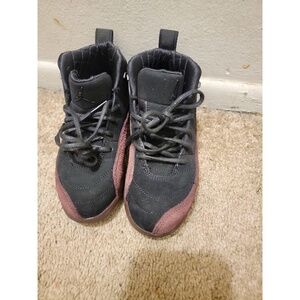 Jordan 2 Retro × Ma Maniere Sneakers Kids Size 12C Black Varsity Red Retro